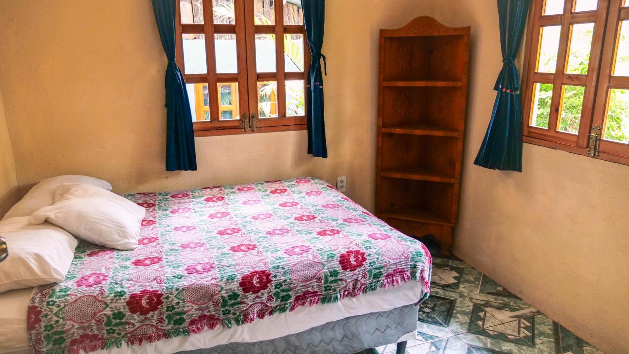 Ati Hostel & Beach Club San Marcos La Laguna Εξωτερικό φωτογραφία